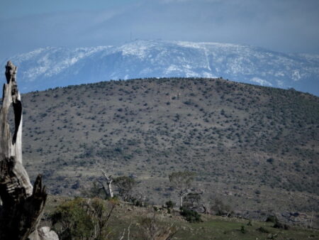 Mt Wellington covered in snow 